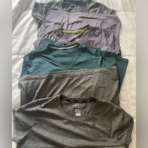 Under Armor Champion Performance T Shirts Size Large Running Fits like Medium